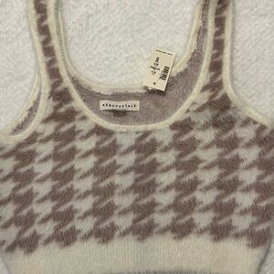 Aeropostale Cream and purple Houndstooth Tank